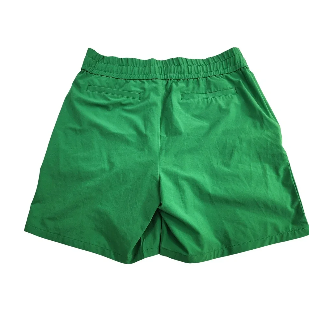 Chico's Zenergy Green Elastic Waist Drawstring Shorts Size 2 US 12 Zipper Pocket